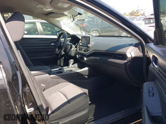 ✅ 2020 Nissan Altima S • VIN: 1N4BL4BV9LC238731 • Lot: 45183208. Wystawiony na IAAI z przebiegiem 89 046 mil. Bezpłatny archiwum sprzedaży aukcyjnych z USA i szczegółowy raport historii pojazdu na DreamBid. Zdjęcie 5.