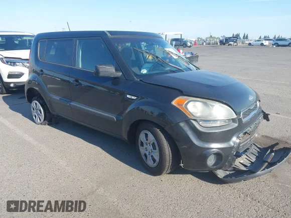 ✅ 2012 Kia Soul • VIN: KNDJT2A55C7430894 • Lot: 45410786. Wystawiony na IAAI z przebiegiem 59 322 mil. Bezpłatny archiwum sprzedaży aukcyjnych z USA i szczegółowy raport historii pojazdu na DreamBid. Zdjęcie 1.