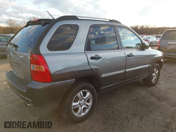 ✅ 2008 Kia Sportage LX • VIN: KNDJE723287470734 • Lot: 44005140. Wystawiony na IAAI z przebiegiem 173 335 mil. Bezpłatny archiwum sprzedaży aukcyjnych z USA i szczegółowy raport historii pojazdu na DreamBid. Zdjęcie 4.