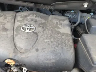 ✅ 2017 Toyota Sienna LE Auto Access Seat • VIN: 5TDKZ3DC7HS781600 • Lot: 70770895. Wystawiony na Copart z przebiegiem 146 070 mil. Bezpłatny archiwum sprzedaży aukcyjnych z USA i szczegółowy raport historii pojazdu na DreamBid. Zdjęcie 17.