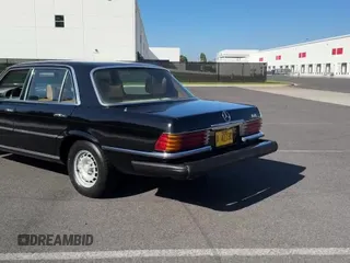 ✅ 1978 Mercedes-Benz 450 • VIN: 11603612003537 • Лот: 83852695. Опубликован ранее на Copart с пробегом 90 716 миль. Бесплатный доступ к архиву аукционных продаж из США и подробный отчёт об истории автомобиля на DreamBid. Изображение 11.