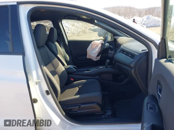 ✅ 2021 Honda HR-V Sport • VIN: 3CZRU6H10MM705504 • Lot: 44390797. Wystawiony na IAAI z przebiegiem 67 744 mil. Bezpłatny archiwum sprzedaży aukcyjnych z USA i szczegółowy raport historii pojazdu na DreamBid. Zdjęcie 5.