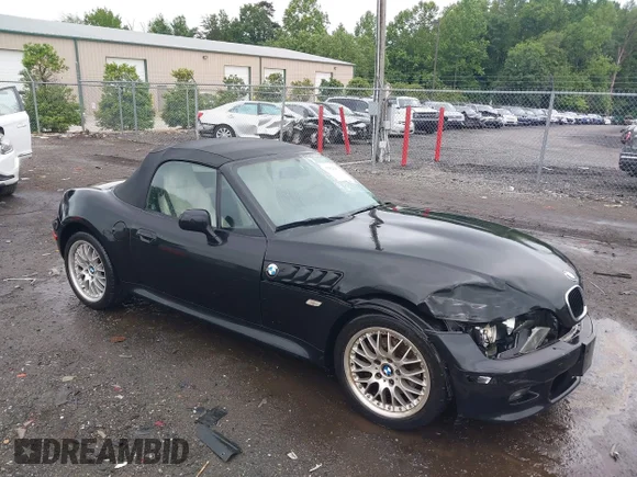 ✅ 2001 BMW Z3 3.0 • VIN: WBACN53411LJ59066 • Lot: 42321467. Wystawiony na IAAI z przebiegiem 106 804 mil. Bezpłatny archiwum sprzedaży aukcyjnych z USA i szczegółowy raport historii pojazdu na DreamBid. Zdjęcie 1.