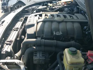 ✅ 2013 Volkswagen Touareg Sport • VIN: WVGEF9BP3DD003679 • Lot: 42973693. Listed on IAAI with 180,139 mi. Free auction sales archive from the USA and detailed vehicle history report at DreamBid. Image 19.