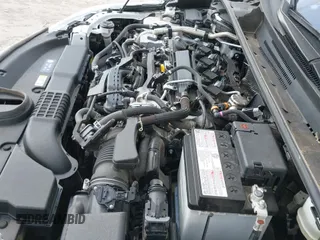 ✅ 2022 Toyota Corolla SE • VIN: JTND4MBE6N3174808 • Lot: 43428787. Wystawiony na IAAI z przebiegiem 29 068 mil. Bezpłatny archiwum sprzedaży aukcyjnych z USA i szczegółowy raport historii pojazdu na DreamBid. Zdjęcie 18.