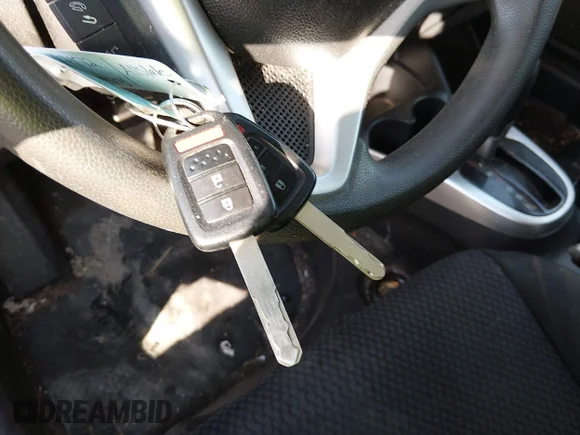 ✅ 2019 Honda Fit LX • VIN: 3HGGK5H40KM726701 • Lot: 44684210. Wystawiony na IAAI z przebiegiem 170 246 mil. Bezpłatny archiwum sprzedaży aukcyjnych z USA i szczegółowy raport historii pojazdu na DreamBid. Zdjęcie 11.