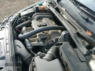 ✅ 2004 Volvo S60 • VIN: YV1RH59H942409026 • Lot: 43705592. Wystawiony na IAAI z przebiegiem 102 746 mil. Bezpłatny archiwum sprzedaży aukcyjnych z USA i szczegółowy raport historii pojazdu na DreamBid. Zdjęcie 13.