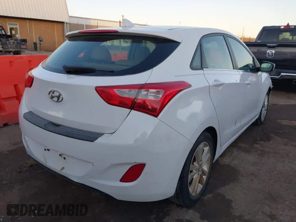✅ 2013 Hyundai Elantra • VIN: KMHD35LE2DU052138 • Lot: 44185587. Wystawiony na IAAI z przebiegiem 142 286 mil. Bezpłatny archiwum sprzedaży aukcyjnych z USA i szczegółowy raport historii pojazdu na DreamBid. Zdjęcie 4.