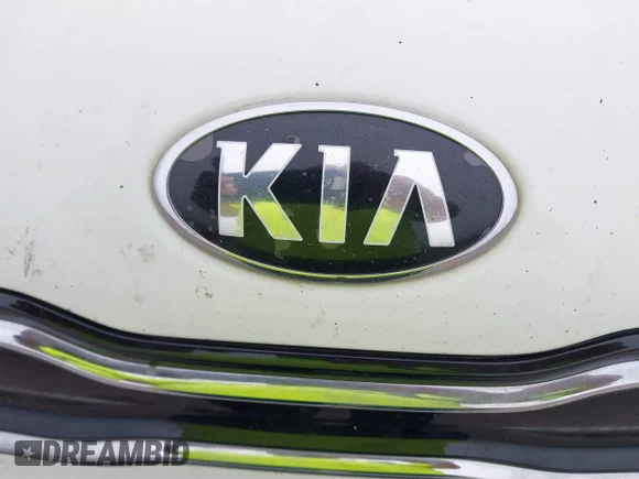 ✅ 2018 Kia Soul + • VIN: KNDJX3AA7J7528653 • Lot: 44551150. Wystawiony na IAAI z przebiegiem 212 271 mil. Bezpłatny archiwum sprzedaży aukcyjnych z USA i szczegółowy raport historii pojazdu na DreamBid. Zdjęcie 6.