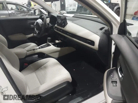 ✅ 2023 Honda HR-V LX • VIN: 3CZRZ2H32PM737239 • Lot: 44086105. Wystawiony na IAAI z przebiegiem 37 233 mil. Bezpłatny archiwum sprzedaży aukcyjnych z USA i szczegółowy raport historii pojazdu na DreamBid. Zdjęcie 5.