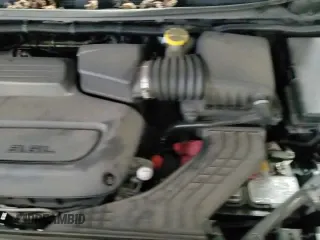 ✅ 2024 Chrysler Pacifica Touring L • VIN: 2C4RC1BG9RR136385 • Lot: 92304515. Wystawiony na Copart z przebiegiem 64 110 mil. Bezpłatny archiwum sprzedaży aukcyjnych z USA i szczegółowy raport historii pojazdu na DreamBid. Zdjęcie 14.