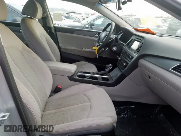 ✅ 2016 Hyundai Sonata SE • VIN: 5NPE24AFXGH348203 • Lot: 59785899. Wystawiony na Copart z przebiegiem 91 029 mil. Bezpłatny archiwum sprzedaży aukcyjnych z USA i szczegółowy raport historii pojazdu na DreamBid. Zdjęcie 5.