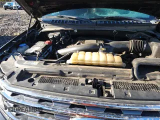 ✅ 2019 Ford Expedition XLT • VIN: 1FMJU1JT2KEA51881 • Lot: 89467095. Wystawiony na Copart z przebiegiem 140 789 mil. Bezpłatny archiwum sprzedaży aukcyjnych z USA i szczegółowy raport historii pojazdu na DreamBid. Zdjęcie 16.