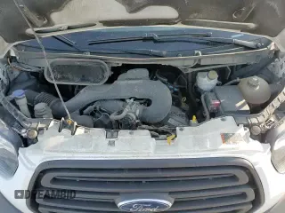 ✅ 2018 Ford Transit Passenger XL • VIN: 1FBVU4XM2JKA03650 • Lot: 46547195. Wystawiony na Copart z przebiegiem 108 821 mil. Bezpłatny archiwum sprzedaży aukcyjnych z USA i szczegółowy raport historii pojazdu na DreamBid. Zdjęcie 14.