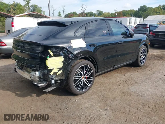✅ 2025 Porsche Cayenne S • VIN: WP1BL2AY2SDA39909 • Lot: 43356364. Listed on IAAI with 1,792 mi. Free auction sales archive from the USA and detailed vehicle history report at DreamBid. Image 4.