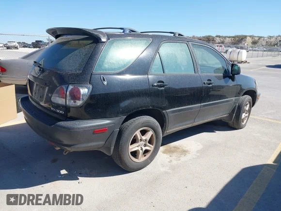 ✅ 2003 Lexus RX 300 • VIN: JTJGF10U230161781 • Lot: 41551632. Wystawiony na IAAI z przebiegiem 300 150 mil. Bezpłatny archiwum sprzedaży aukcyjnych z USA i szczegółowy raport historii pojazdu na DreamBid. Zdjęcie 4.