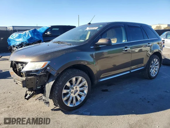 ✅ 2011 Lincoln MKX • VIN: 2LMDJ6JK6BBJ22526 • Lot: 55174136. Wystawiony na Copart z przebiegiem 100 651 mil. Bezpłatny archiwum sprzedaży aukcyjnych z USA i szczegółowy raport historii pojazdu na DreamBid. Zdjęcie 1.