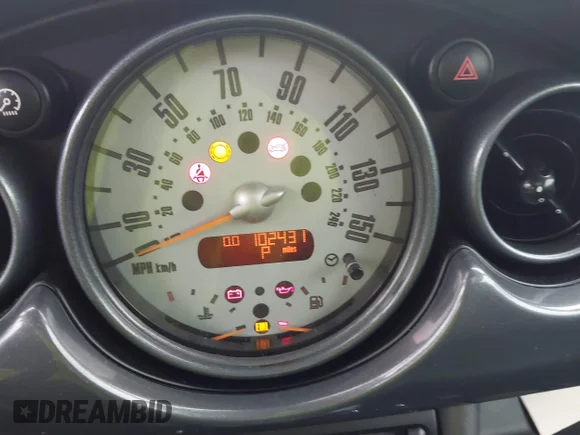 ✅ 2005 MINI Hardtop • VIN: WMWRC33425TJ66506 • Лот: 43037653. Опубликован ранее на IAAI с пробегом 102 431 миль. Бесплатный доступ к архиву аукционных продаж из США и подробный отчёт об истории автомобиля на DreamBid. Изображение 7.