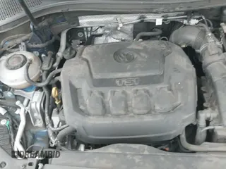 ✅ 2020 Volkswagen Tiguan SE • VIN: 3VV3B7AX9LM095270 • Lot: 43551794. Listed on IAAI with 118,677 mi. Free auction sales archive from the USA and detailed vehicle history report at DreamBid. Image 20.