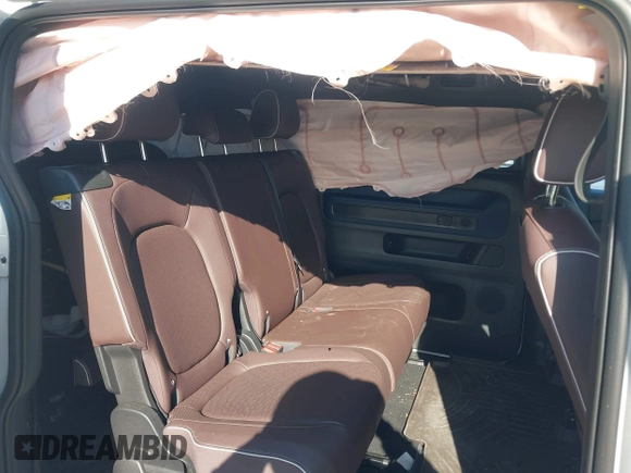 ✅ 2025 Volkswagen ID.Buzz • VIN: WVGAWVEB4SH013814 • Lot: 44846121. Wystawiony na IAAI z przebiegiem 9 365 mil. Bezpłatny archiwum sprzedaży aukcyjnych z USA i szczegółowy raport historii pojazdu na DreamBid. Zdjęcie 8.