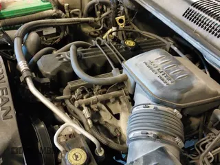 ✅ 2002 Jeep Grand Cherokee Laredo • VIN: 1J4GW48S82C110008 • Lot: 43538286. Listed on IAAI with 262,351 mi. Free auction sales archive from the USA and detailed vehicle history report at DreamBid. Image 12.