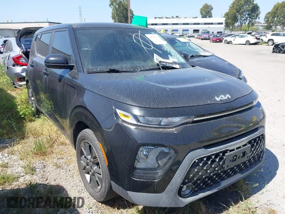 ✅ 2022 Kia Soul EX • VIN: KNDJ33AU3N7802006 • Lot: 44527581. Listed on IAAI with 65,472 mi. Free auction sales archive from the USA and detailed vehicle history report at DreamBid. Image 1.