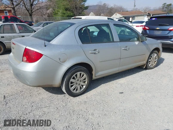 ✅ 2010 Chevrolet Cobalt 1LT • VIN: 1G1AD5F59A7202040 • Lot: 41836581. Wystawiony na IAAI z przebiegiem 196 560 mil. Bezpłatny archiwum sprzedaży aukcyjnych z USA i szczegółowy raport historii pojazdu na DreamBid. Zdjęcie 4.