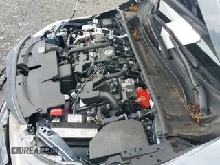 ✅ 2024 Toyota Corolla Hybrid LE • VIN: JTDBCMFE5R3040841 • Лот: 42701627. Опубликован ранее на IAAI с пробегом 15 357 миль. Бесплатный доступ к архиву аукционных продаж из США и подробный отчёт об истории автомобиля на DreamBid. Изображение 19.