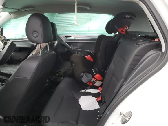 ✅ 2019 Volkswagen Golf SEL Premium • VIN: WVWPR7AU3KW907355 • Lot: 36941903. Wystawiony na Copart z przebiegiem Nie podano. Bezpłatny archiwum sprzedaży aukcyjnych z USA i szczegółowy raport historii pojazdu na DreamBid. Zdjęcie 10.