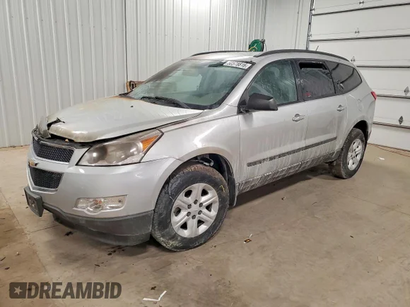 ✅ 2011 Chevrolet Traverse LS • VIN: 1GNKRFED4BJ355223 • Лот: 50578816. Опубликован ранее на Copart с пробегом Не указан. Бесплатный доступ к архиву аукционных продаж из США и подробный отчёт об истории автомобиля на DreamBid. Изображение 1.