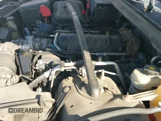 ✅ 2007 Cadillac SRX • VIN: 1GYEE63A670175761 • Lot: 43323975. Wystawiony na IAAI z przebiegiem 235 117 mil. Bezpłatny archiwum sprzedaży aukcyjnych z USA i szczegółowy raport historii pojazdu na DreamBid. Zdjęcie 12.