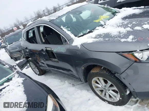 ✅ 2019 Nissan Rogue S • VIN: JN1BJ1CR6KW332534 • Lot: 43909351. Wystawiony na IAAI z przebiegiem 87 196 mil. Bezpłatny archiwum sprzedaży aukcyjnych z USA i szczegółowy raport historii pojazdu na DreamBid. Zdjęcie 6.