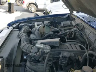 ✅ 2003 Ford Ranger XL • VIN: 1FTYR10U33PB26222 • Lot: 43327490. Wystawiony na IAAI z przebiegiem 252 873 mil. Bezpłatny archiwum sprzedaży aukcyjnych z USA i szczegółowy raport historii pojazdu na DreamBid. Zdjęcie 13.