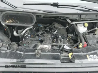 ✅ 2020 Ford Transit Cargo • VIN: 1FTBR3XG1LKB79029 • Lot: 41483908. Wystawiony na IAAI z przebiegiem 147 801 mil. Bezpłatny archiwum sprzedaży aukcyjnych z USA i szczegółowy raport historii pojazdu na DreamBid. Zdjęcie 18.