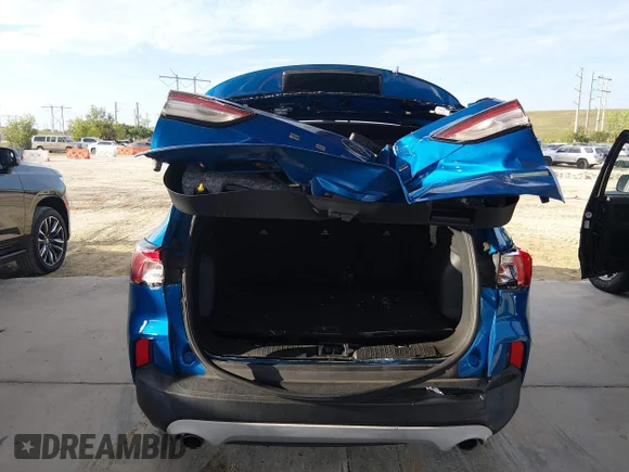 ✅ 2020 Ford Escape SE • VIN: 1FMCU0G60LUB23088 • Лот: 44943050. Опубликован ранее на IAAI с пробегом 67 489 миль. Бесплатный доступ к архиву аукционных продаж из США и подробный отчёт об истории автомобиля на DreamBid. Изображение 6.