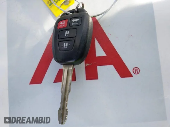 ✅ 2019 Toyota Corolla LE • VIN: 5YFBURHE8KP904124 • Lot: 44155474. Wystawiony na IAAI z przebiegiem 94 882 mil. Bezpłatny archiwum sprzedaży aukcyjnych z USA i szczegółowy raport historii pojazdu na DreamBid. Zdjęcie 11.