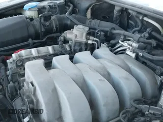 ✅ 2008 Volkswagen Touareg • VIN: WVGCB77L58D053552 • Lot: 43677879. Listed on IAAI with 163,478 mi. Free auction sales archive from the USA and detailed vehicle history report at DreamBid. Image 12.