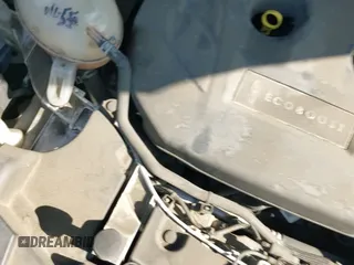 ✅ 2017 Lincoln MKC Select • VIN: 5LMCJ2C93HUL35668 • Lot: 42223752. Listed on IAAI with 84,594 mi. Free auction sales archive from the USA and detailed vehicle history report at DreamBid. Image 24.