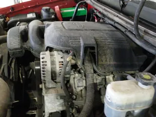 ✅ 2008 Chevrolet Silverado 1500 1LT • VIN: 2GCEK13J181318641 • Lot: 43758814. Wystawiony na IAAI z przebiegiem 135 625 mil. Bezpłatny archiwum sprzedaży aukcyjnych z USA i szczegółowy raport historii pojazdu na DreamBid. Zdjęcie 19.