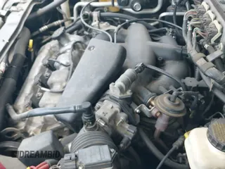 ✅ 2006 Ford Escape XLT • VIN: 1FMYU931X6KD10911 • Lot: 42686094. Wystawiony na IAAI z przebiegiem 217 690 mil. Bezpłatny archiwum sprzedaży aukcyjnych z USA i szczegółowy raport historii pojazdu na DreamBid. Zdjęcie 12.