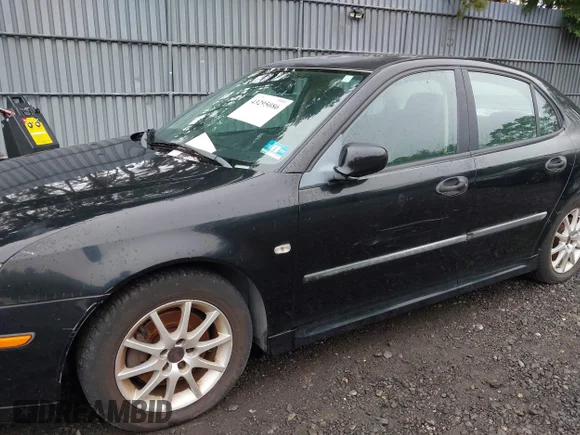 ✅ 2004 Saab 9-3 • VIN: YS3FD49Y141051286 • Lot: 43295086. Wystawiony na IAAI z przebiegiem 97 926 mil. Bezpłatny archiwum sprzedaży aukcyjnych z USA i szczegółowy raport historii pojazdu na DreamBid. Zdjęcie 6.