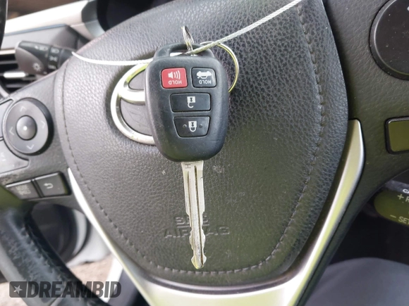 ✅ 2014 Toyota Corolla LE Premium • VIN: 2T1BURHE2EC127802 • Lot: 43515426. Wystawiony na IAAI z przebiegiem 205 554 mil. Bezpłatny archiwum sprzedaży aukcyjnych z USA i szczegółowy raport historii pojazdu na DreamBid. Zdjęcie 11.