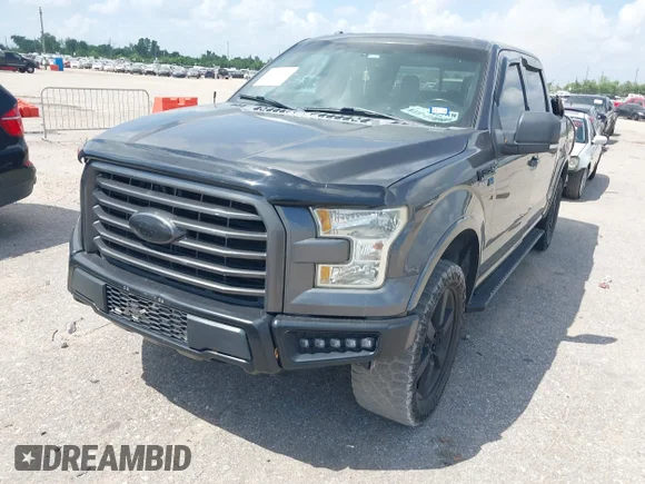✅ 2015 Ford F-150 XLT • VIN: 1FTEW1CF5FKE83251 • Lot: 44796999. Wystawiony na IAAI z przebiegiem 124 874 mil. Bezpłatny archiwum sprzedaży aukcyjnych z USA i szczegółowy raport historii pojazdu na DreamBid. Zdjęcie 2.