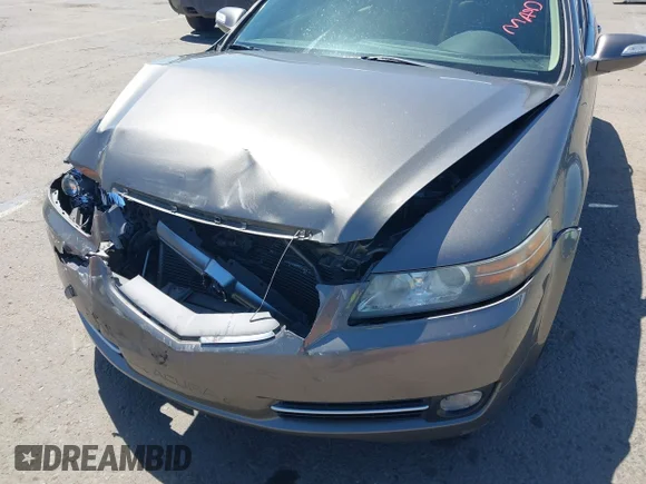 ✅ 2008 Acura TL • VIN: 19UUA66238A025587 • Lot: 44903753. Wystawiony na IAAI z przebiegiem 106 041 mil. Bezpłatny archiwum sprzedaży aukcyjnych z USA i szczegółowy raport historii pojazdu na DreamBid. Zdjęcie 6.