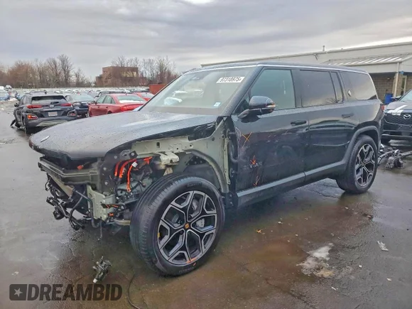 ✅ 2025 Rivian R1S Adventure • VIN: 7PDSGBBA0SN052877 • Lot: 97318975. Wystawiony na Copart z przebiegiem 13 574 mil. Bezpłatny archiwum sprzedaży aukcyjnych z USA i szczegółowy raport historii pojazdu na DreamBid. Zdjęcie 1.