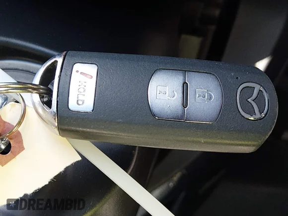 ✅ 2013 Mazda 3 i Touring • VIN: JM1BL1L70D1766888 • Лот: 45108976. Опубликован ранее на IAAI с пробегом 175 371 миль. Бесплатный доступ к архиву аукционных продаж из США и подробный отчёт об истории автомобиля на DreamBid. Изображение 11.