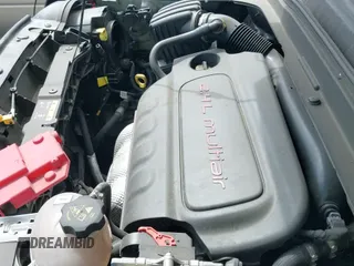 ✅ 2018 Jeep Renegade Sport • VIN: ZACCJBAB4JPH82580 • Lot: 43030734. Wystawiony na IAAI z przebiegiem 66 464 mil. Bezpłatny archiwum sprzedaży aukcyjnych z USA i szczegółowy raport historii pojazdu na DreamBid. Zdjęcie 19.