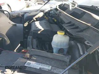 ✅ 2010 Dodge 1500 SLT • VIN: 1D7RB1GP8AS104872 • Lot: 41635902. Wystawiony na IAAI z przebiegiem 195 924 mil. Bezpłatny archiwum sprzedaży aukcyjnych z USA i szczegółowy raport historii pojazdu na DreamBid. Zdjęcie 19.