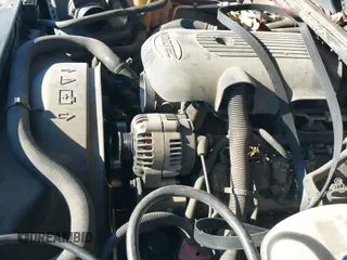 ✅ 2004 GMC Sierra 1500 SLE • VIN: 1GTEC19T74Z333393 • Лот: 43550748. Опубликован ранее на IAAI с пробегом 303 830 миль. Бесплатный доступ к архиву аукционных продаж из США и подробный отчёт об истории автомобиля на DreamBid. Изображение 12.