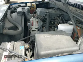 ✅ 1999 Chevrolet Silverado 1500 • VIN: 1GCEK19V3XE213381 • Лот: 42448020. Опубликован ранее на IAAI с пробегом 294 262 миль. Бесплатный доступ к архиву аукционных продаж из США и подробный отчёт об истории автомобиля на DreamBid. Изображение 19.